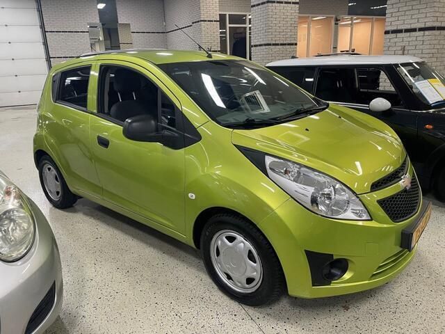Groen Gebruikt 2012 Chevrolet Spark Hatchback | € 3.250 (Iets duurder) - Afbeelding 1/4