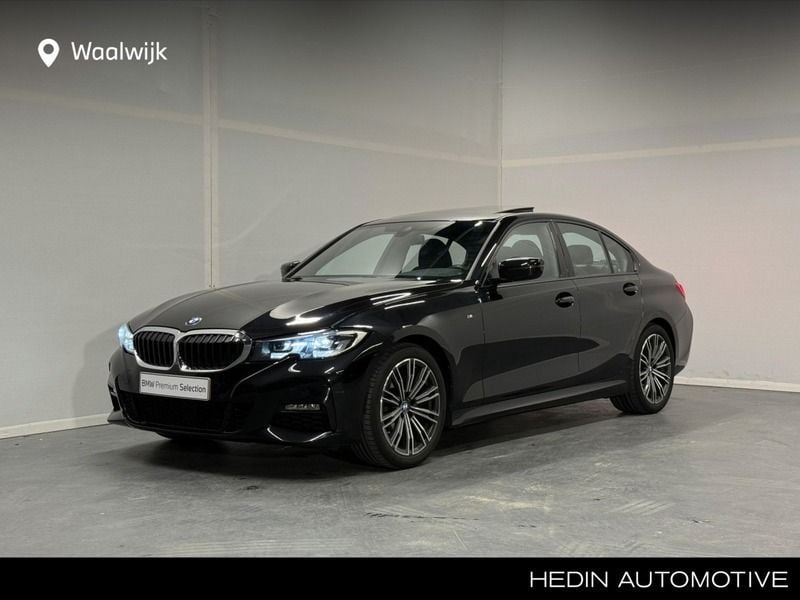 Zwart Gebruikt 2020 BMW 318 Executive Sedan | € 32.880 (Iets duurder) - Afbeelding 1/4