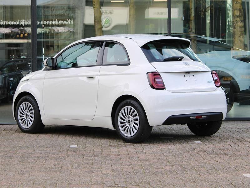 Nieuw Fiat 500e Red 69 kW (95 PK) 2025 Wit Hatchback