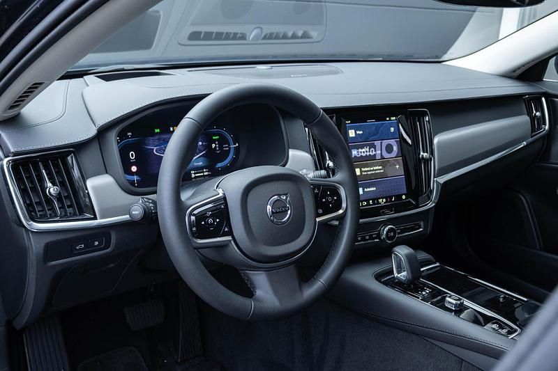 Occasion Volvo V90 Ultra 350 PK (257 kW) 2024 Blauw Stationwagen