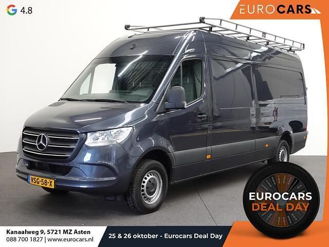 Grijs Gebruikt 2022 Mercedes Sprinter Van | € 32.490 (Iets duurder) - Afbeelding 1/4