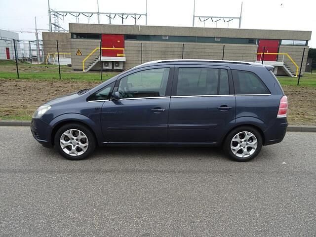 Occasion Opel Zafira Cosmo 150 PK (110 kW) 2006 Grijs MPV
