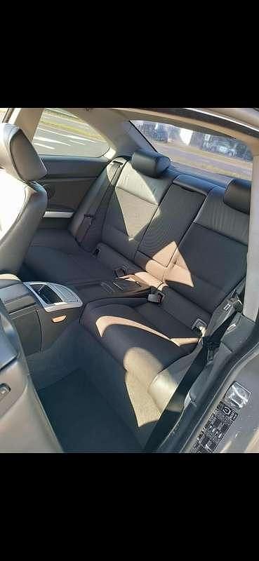 Occasion BMW 325 218 PK (160 kW) 2006 Grijs Coupé