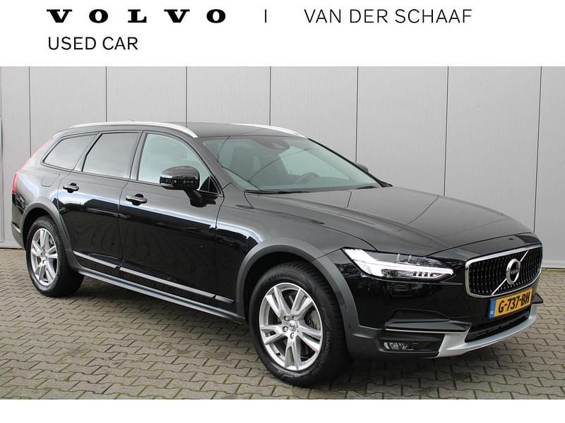 Zwart Occasion 2017 Volvo V90 CC Stationwagen | € 31.950 (Iets duurder) - Afbeelding 1/4