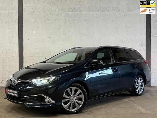 Blauw Gebruikt 2018 Toyota Auris Touring Sports Executive Stationwagen | € 14.950 (Eerlijke prijs) - Afbeelding 1/4