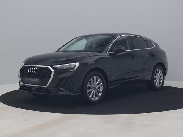 Zwart Gebruikt 2022 Audi Q3 Sportback Business SUV | € 32.500 (Goede deal) - Afbeelding 1/4