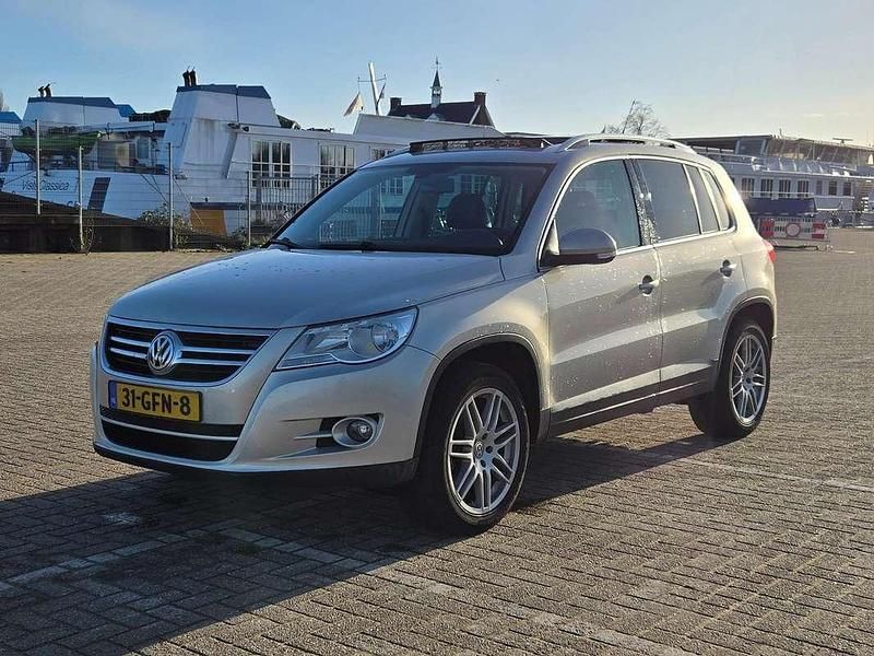 Zilver Gebruikt 2008 VW Tiguan Sport SUV | € 4.500 (Eerlijke prijs) - Afbeelding 1/4