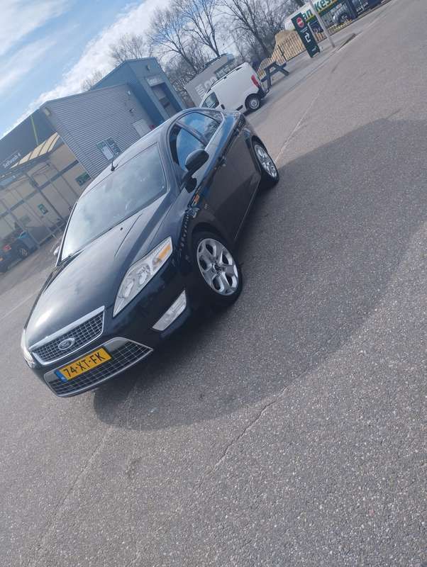 Gebruikt 2007 Ford Mondeo Ghia Sedan | € 3.000 (Eerlijke prijs) - Afbeelding 1/4