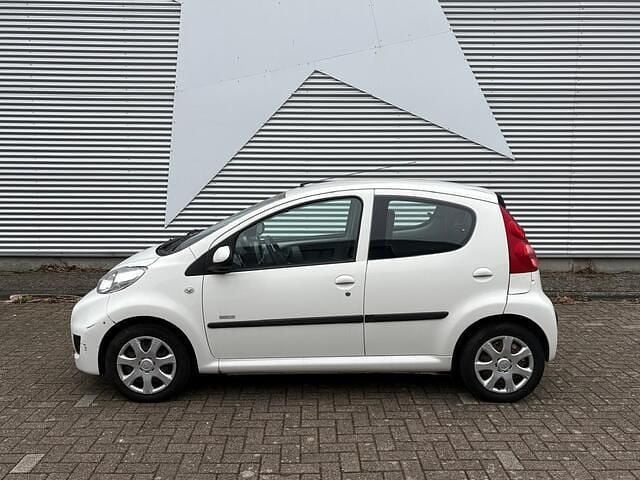 Occasion Peugeot 107 68 PK (50 kW) 2011 Wit Hatchback