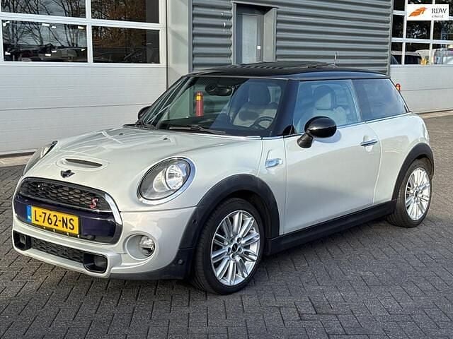 Grijs Gebruikt 2014 Mini Cooper S Chili Hatchback | € 13.850 (Eerlijke prijs) - Afbeelding 1/4