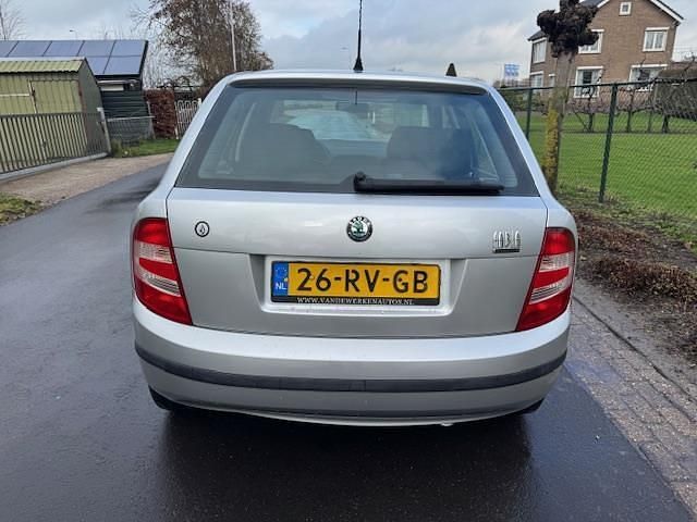 Occasion Skoda Fabia 75 PK (55 kW) 2005 Grijs Hatchback