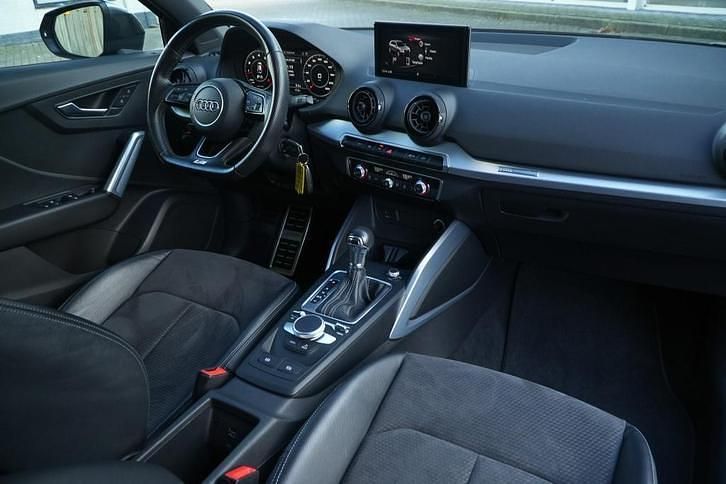 Occasion Audi Q2 S-Line 150 PK (110 kW) 2017 Grijs SUV