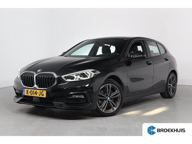 Occasion BMW 118 Executive 136 PK (100 kW) 2021 Zwart Hatchback
