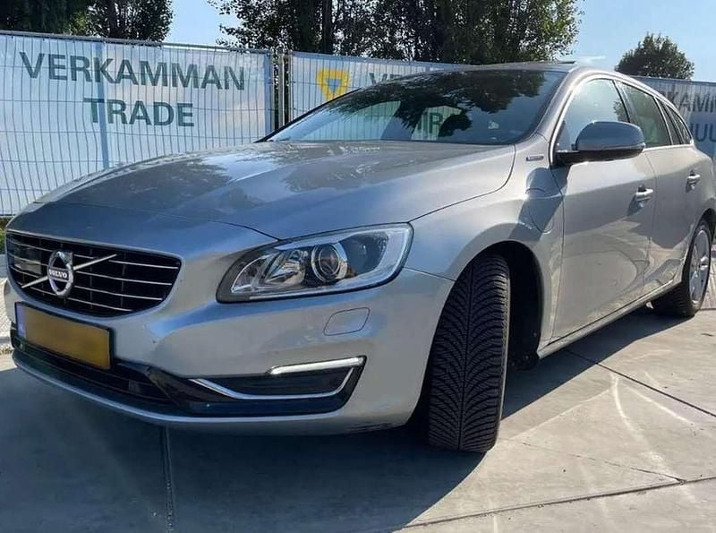Grijs Gebruikt 2013 Volvo V60 Stationwagen | € 7.350 (Super prijs) - Afbeelding 1/4