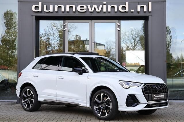 Wit Gebruikt 2021 Audi Q3 SUV | € 39.950 (Duur) - Afbeelding 1/4