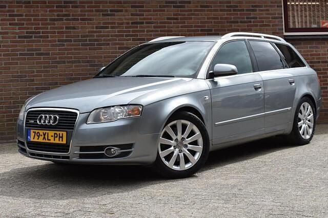 Grijs, metallic lak Gebruikt 2006 Audi A4 Stationwagen | € 2.949 (Goede deal) - Afbeelding 1/4