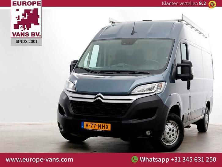 Grijs Occasion 2023 Citroën Jumper MPV | € 17.950 (Goede deal) - Afbeelding 1/4
