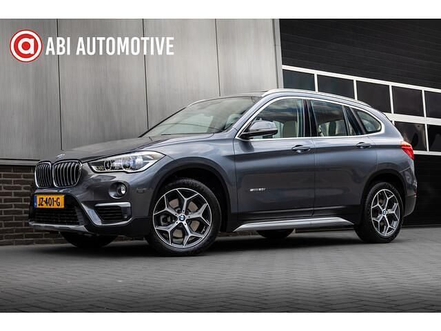 Grijs Gebruikt 2016 BMW X1 Executive SUV | € 21.945 (Eerlijke prijs) - Afbeelding 1/4