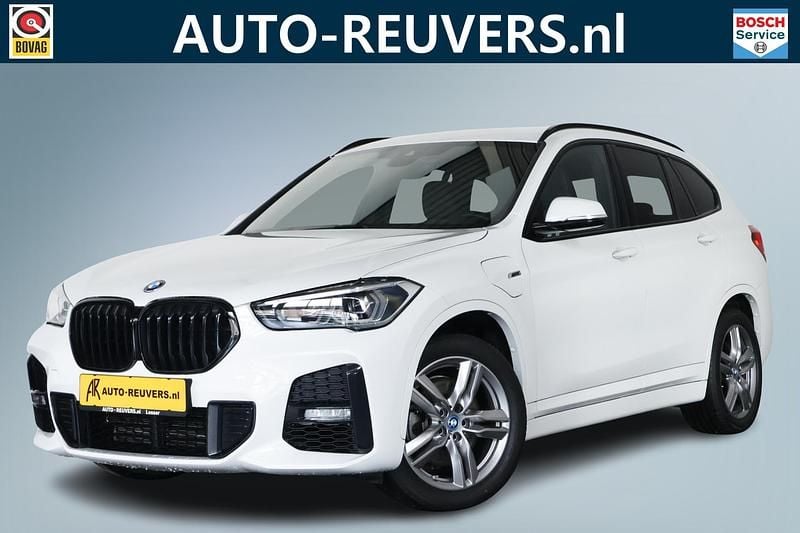 Wit Gebruikt 2022 BMW X1 M Sport SUV | € 29.900 (Super prijs) - Afbeelding 1/4