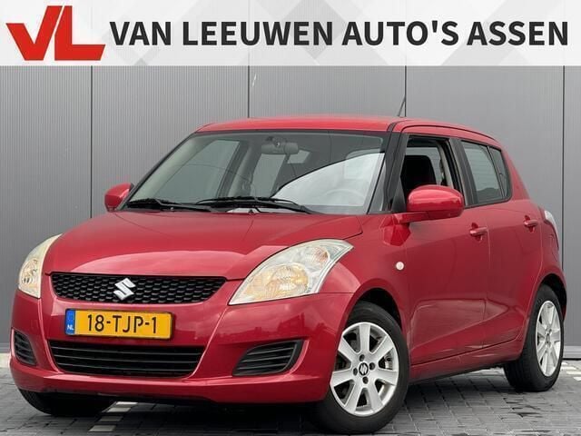 Rood Gebruikt 2012 Suzuki Swift Comfort Hatchback | € 7.248 (Goede deal) - Afbeelding 1/4