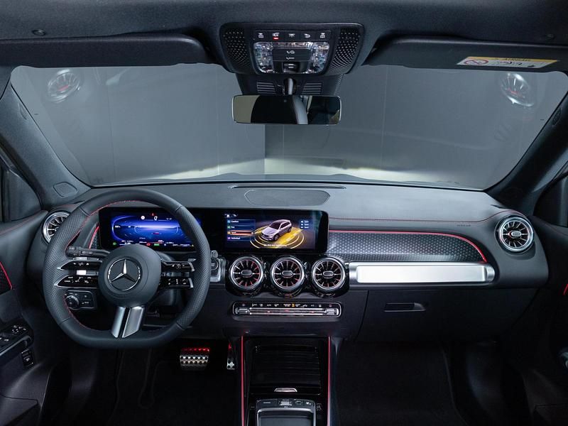 Occasion Mercedes EQB250+ AMG line 140 kW (191 PK) 2025 Grijs SUV