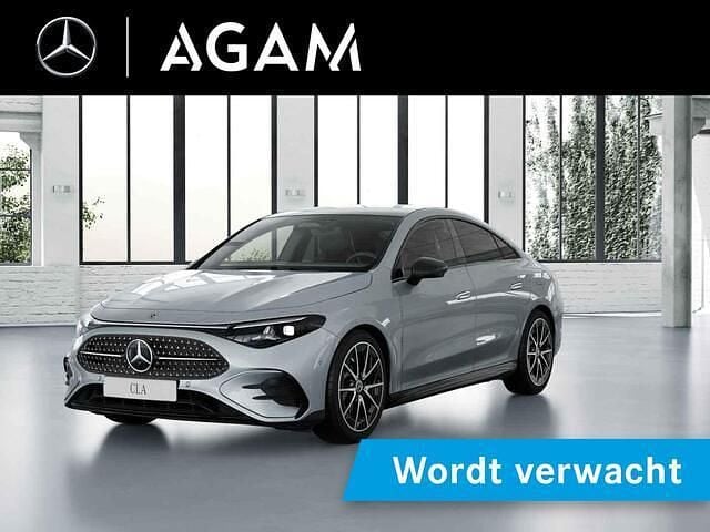 Zwart Nieuw 2026 Mercedes CLA180 Business Sedan | € 56.800 (Duur) - Afbeelding 1/4