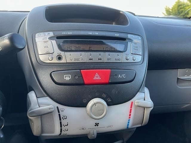 Occasion Toyota Aygo 68 PK (50 kW) 2008 Zwart Hatchback