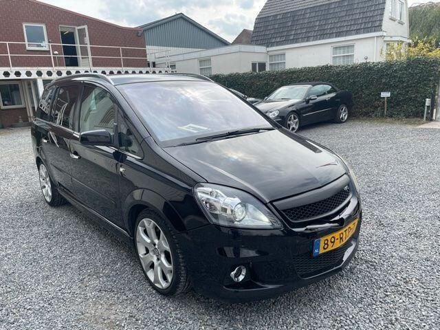 Occasion Opel Zafira 241 PK (177 kW) 2006 Zwart MPV