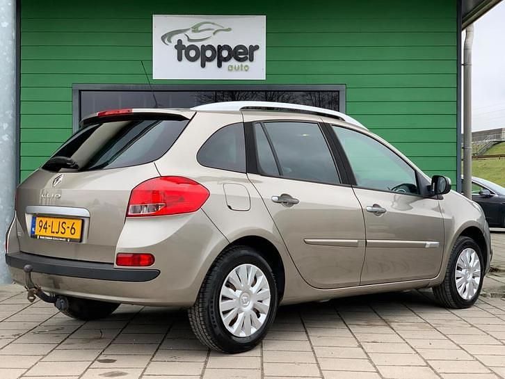 Occasion Renault Clio II Authentique 101 PK (74 kW) 2010 Stationwagen