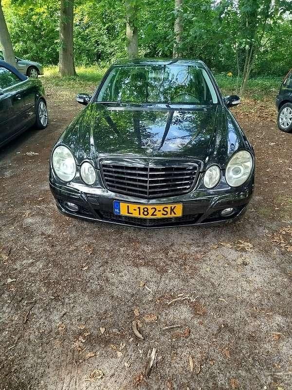 Gebruikt 2005 Mercedes E280 Avantgarde Sedan | € 7.000 (Iets duurder) - Afbeelding 1/4