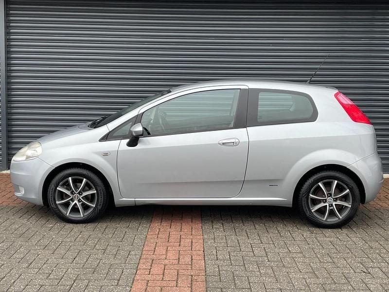 Occasion Fiat Punto Dynamic 78 PK (57 kW) 2007 Grijs Hatchback