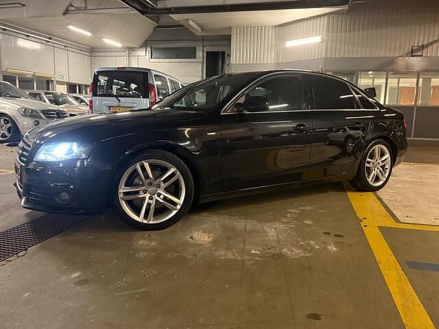 Occasion Audi A4 S-Line 179 PK (131 kW) 2010 Zwart (metallic) Sedan