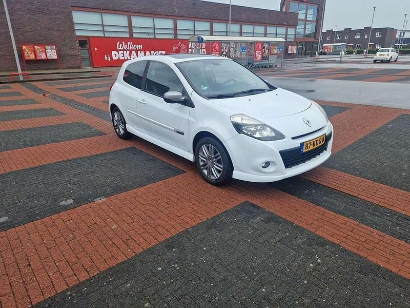 Wit Gebruikt 2009 Renault Clio II GT Hatchback | € 3.750 (Goede deal) - Afbeelding 1/4