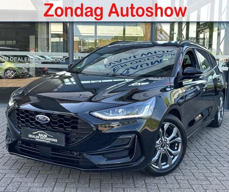 Blauw Gebruikt 2024 Ford Focus ST-Line X Stationwagen | € 24.450 (Goede deal) - Afbeelding 1/4
