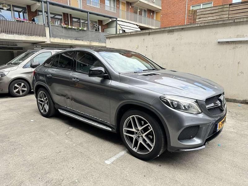 Grijs Gebruikt 2018 Mercedes GLE350 AMG SUV | € 32.500 (Goede deal) - Afbeelding 1/4