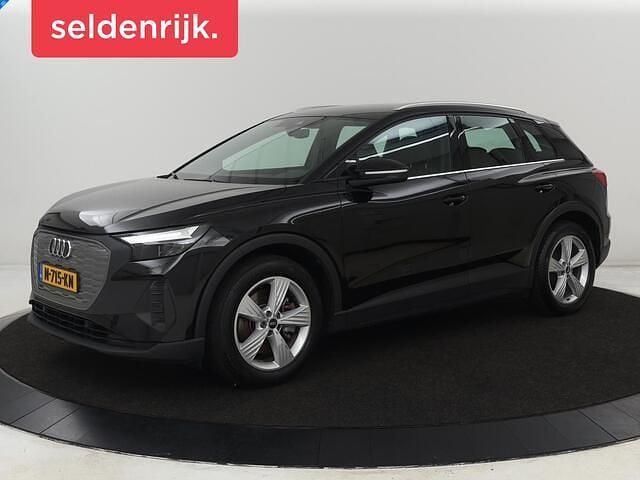 Zwart Gebruikt 2021 Audi Q4 e-tron Design SUV | € 20.900 (Goede deal) - Afbeelding 1/4