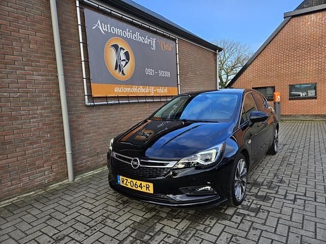 Occasion Opel Astra Innovation 150 PK (110 kW) 2018 Zwart Hatchback