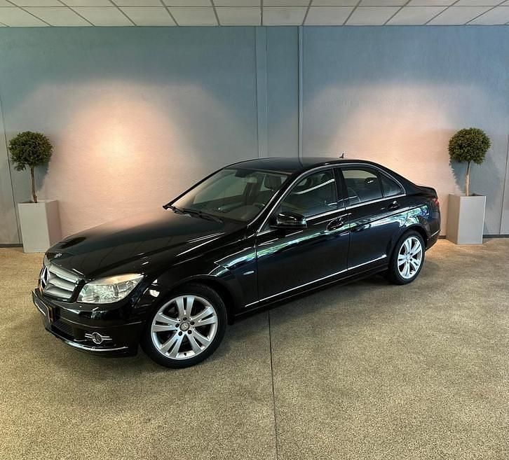 Gebruikt 2010 Mercedes C180 Avantgarde | € 12.450 - Afbeelding 1/4