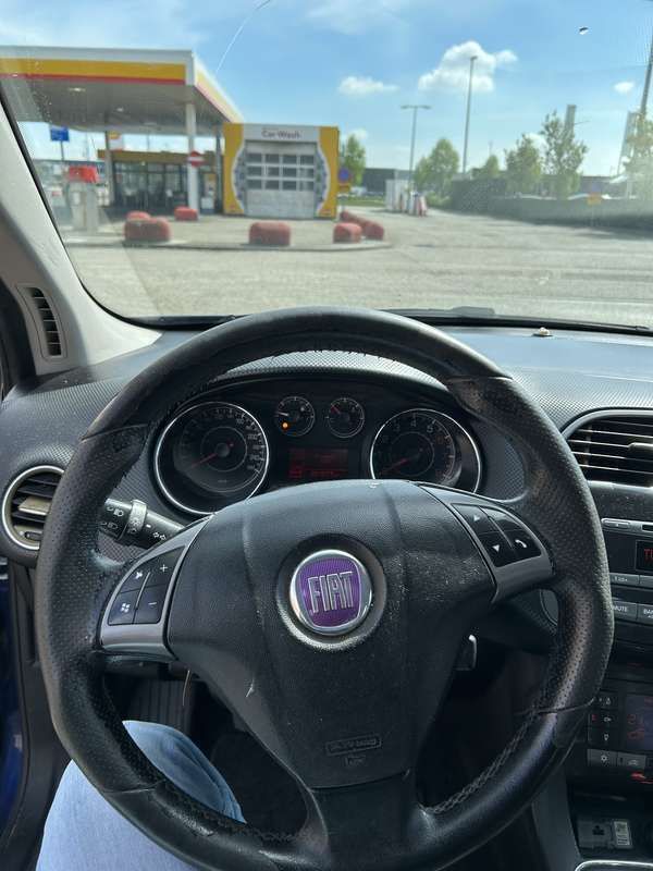 Blauw Gebruikt 2008 Fiat Bravo Hatchback | € 1.400 (Eerlijke prijs) - Afbeelding 1/4