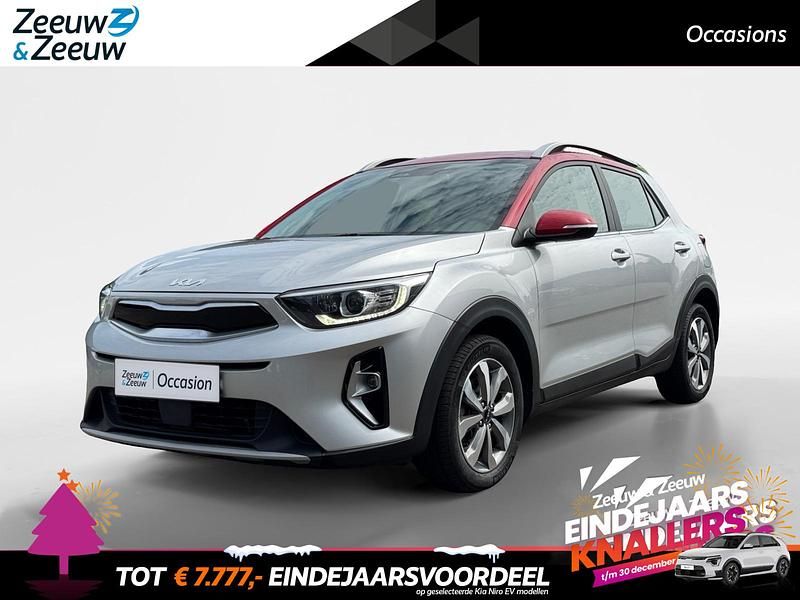 Grijs Gebruikt 2023 Kia Stonic SUV | € 23.920 (Iets duurder) - Afbeelding 1/4