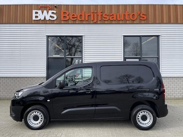 Zwart Gebruikt 2023 Toyota Proace City City Van | € 17.950 - Afbeelding 1/4