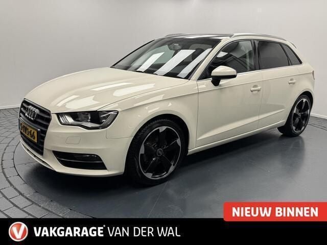 Wit Gebruikt 2013 Audi A3 Sportback Proline Hatchback | € 10.750 (Eerlijke prijs) - Afbeelding 1/4
