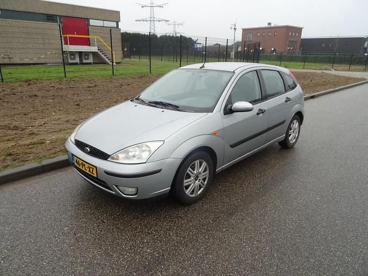 Occasion 2004 Ford Focus Futura | € 795 (Eerlijke prijs) - Afbeelding 1/4