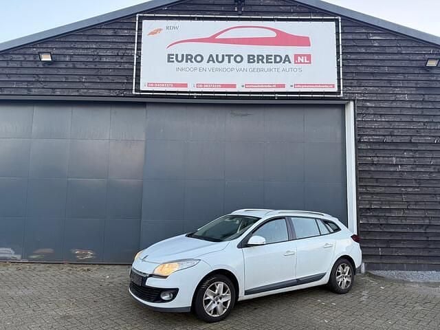 Wit Gebruikt 2012 Renault Mégane GrandTour Expression Stationwagen | € 1.850 (Super prijs) - Afbeelding 1/4
