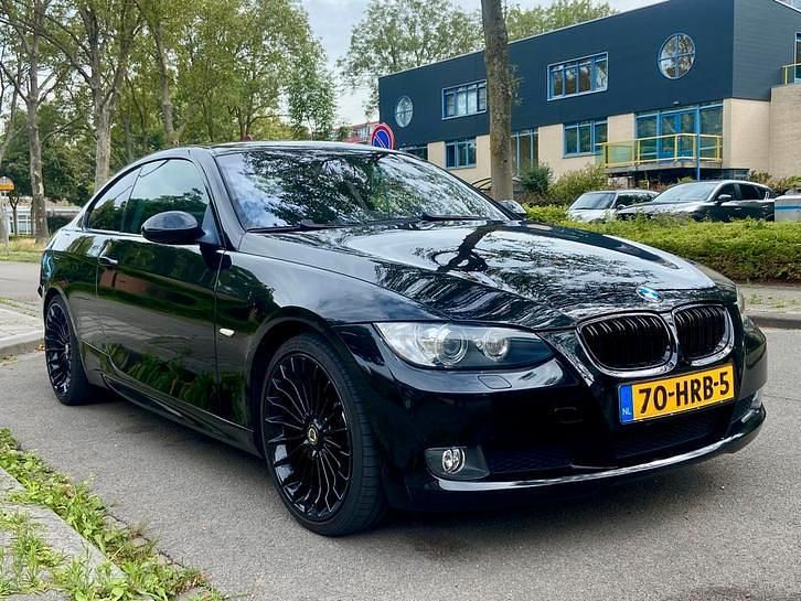 Gebruikt 2009 BMW 325 Coupé | € 13.750 (Eerlijke prijs) - Afbeelding 1/4