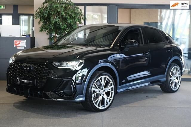 Zwart Gebruikt 2022 Audi Q3 Sportback S-Line SUV | € 39.950 (Super prijs) - Afbeelding 1/4