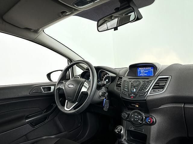 Occasion Ford Fiesta Style 67 PK (49 kW) 2015 Grijs Hatchback