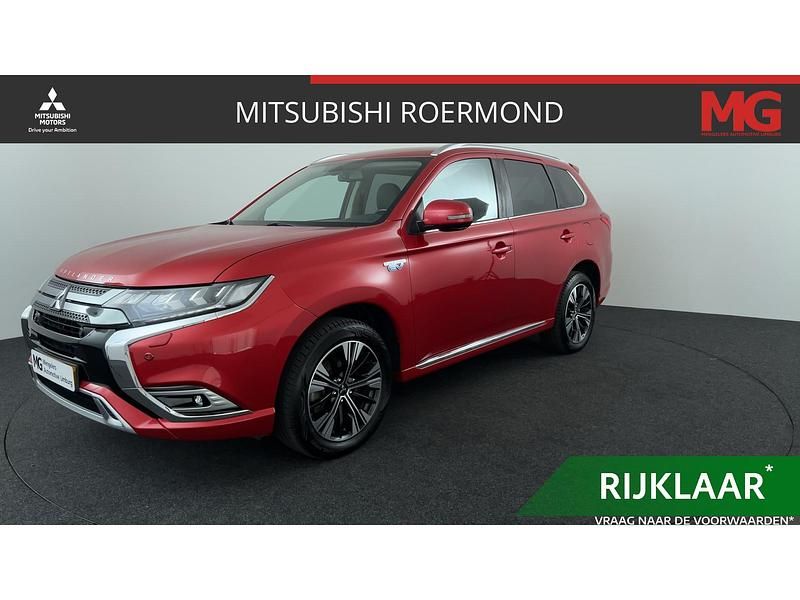 Rood Occasion 2019 Mitsubishi Outlander Intense SUV | € 18.480 (Eerlijke prijs) - Afbeelding 1/4