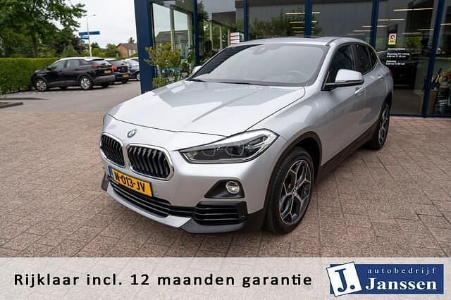 Grijs Gebruikt 2018 BMW X2 Executive SUV | € 24.940 (Eerlijke prijs) - Afbeelding 1/4