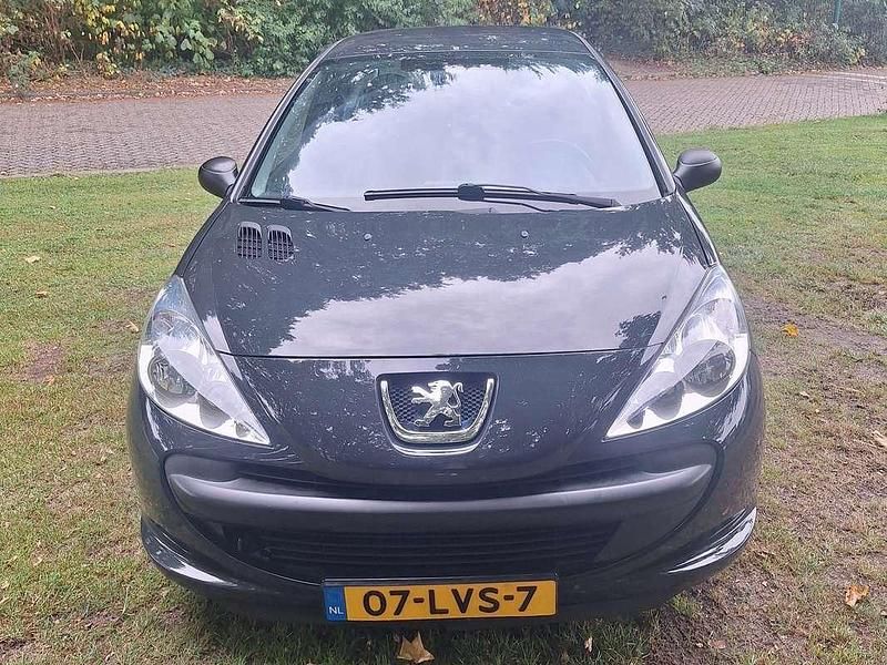 Occasion Peugeot 206 60 PK (44 kW) 2010 Grijs Hatchback